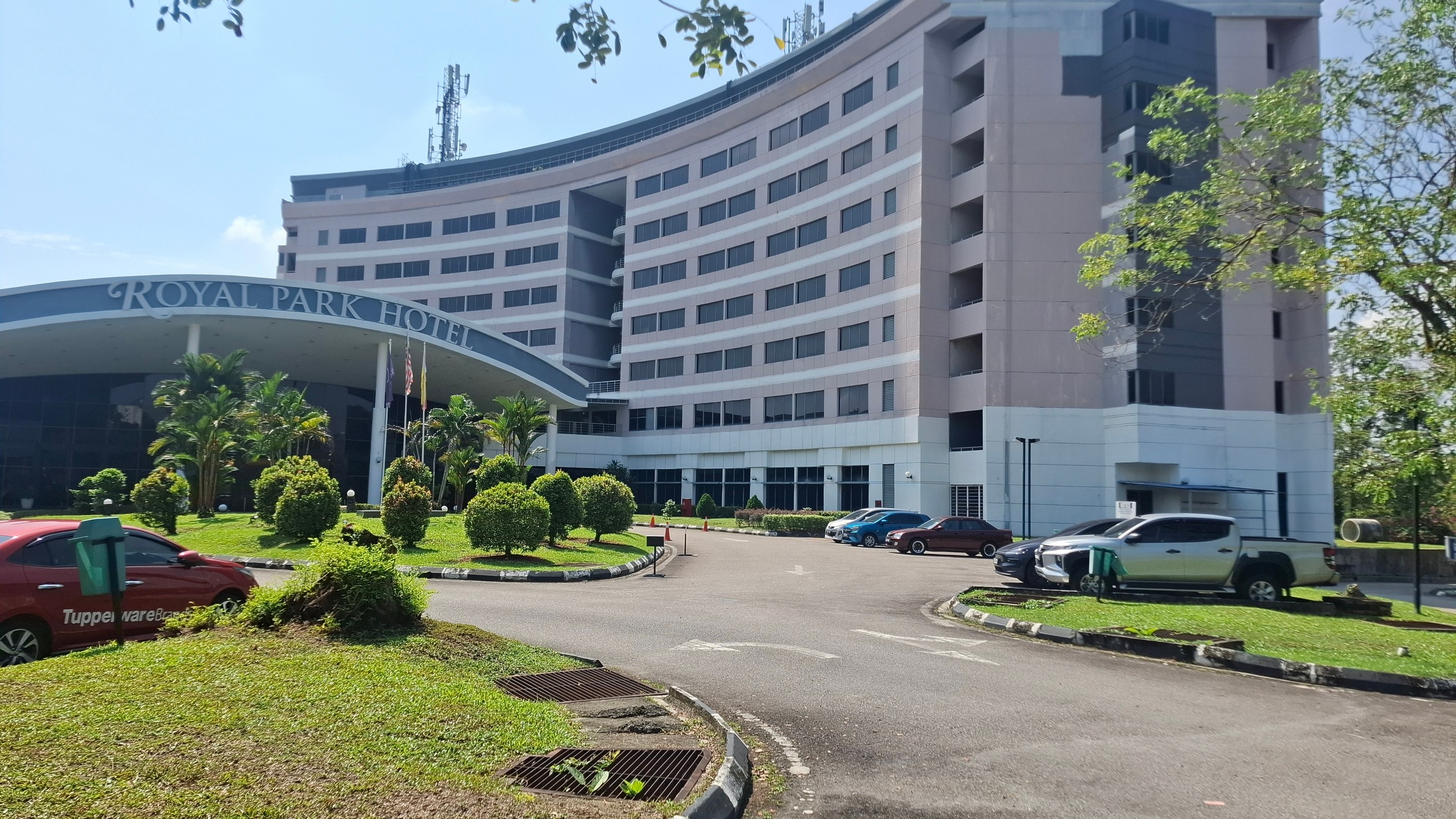 Royal Park Hotel